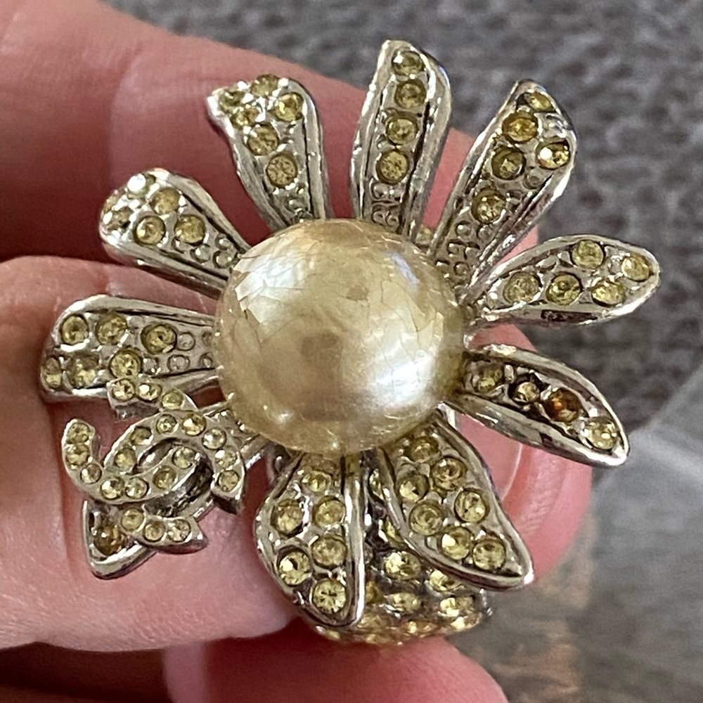 Chanel Sz 6.5 ring